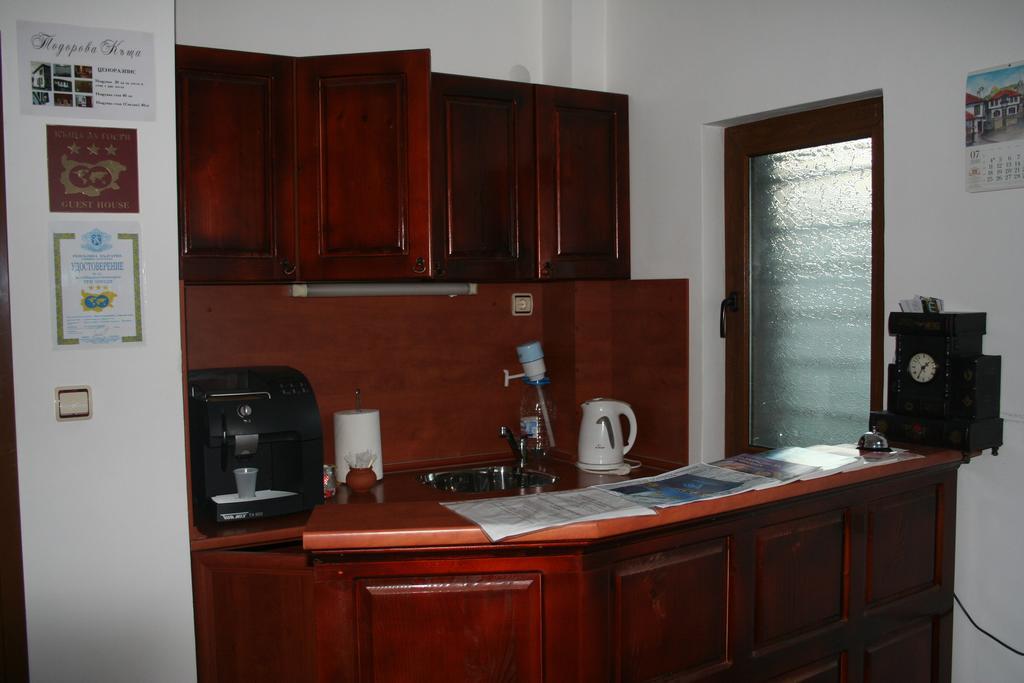 Hotel Todorova House Zlatograd Exterior foto